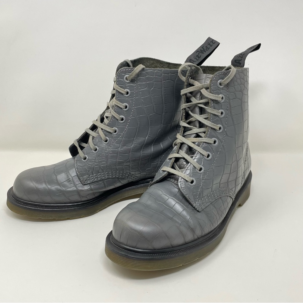 Dr Martens Pascal Croc Gray Leather UK 7 Combat US 8 Men 9 Women